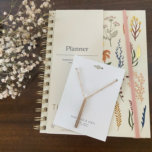 Threshold Floral Planner with Accessory - Picture 3 of 9